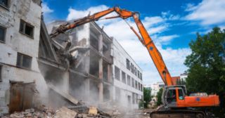 Промышленный демонтаж зданий Раменское, цена от 2949 руб.